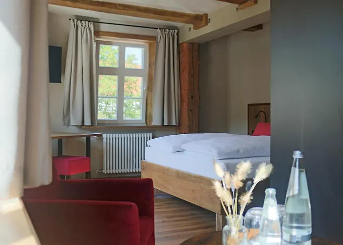 Landgasthof Koenig Von Preussen Locanda Helsa